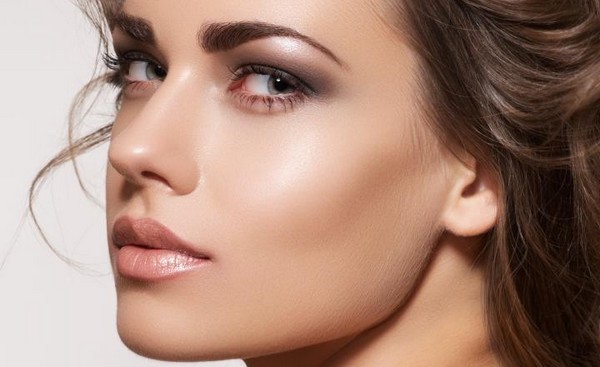 6 Essential Vitamins and Minerals for Healthy and Glowing Skin